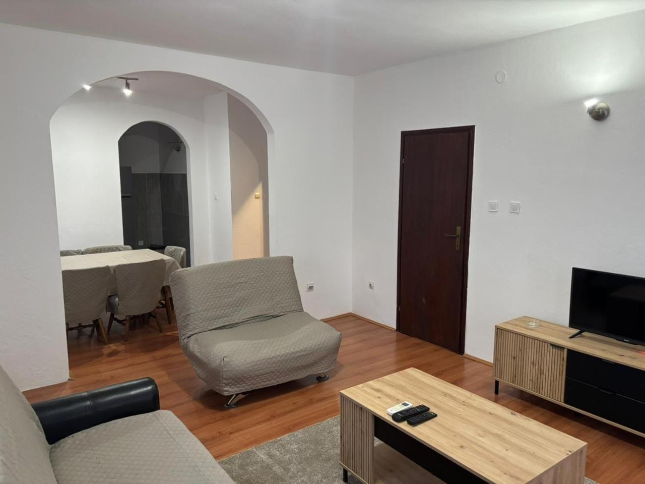 Hillside Vista Apartments Tivat Exterior foto